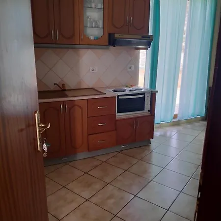 Apartment Private Sea View 2 Minutes Away From Sarande