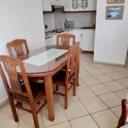 Private Sea View 2 Minutes Away From * Sarande
