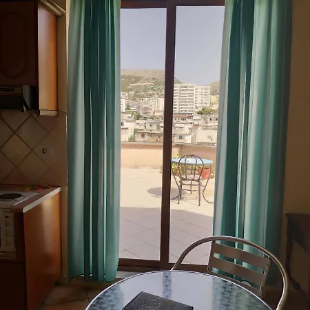Private Sea View 2 Minutes Away From 公寓 Sarandë